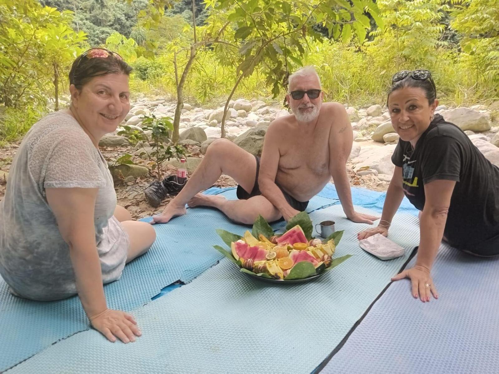 Magpie Homestay & Jungle Trekking Only For Guest Trekking With Us 武吉拉旺 外观 照片