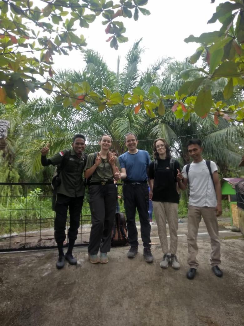 Magpie Homestay & Jungle Trekking Only For Guest Trekking With Us 武吉拉旺 外观 照片