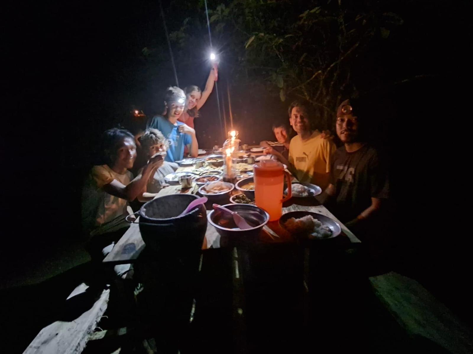 Magpie Homestay & Jungle Trekking Only For Guest Trekking With Us 武吉拉旺 外观 照片